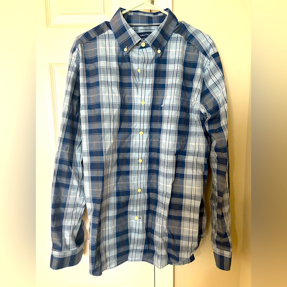 Nautica Button Down sz Large